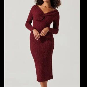 Astr the label off the shoulder twist knot front midi dress small wine burgundy